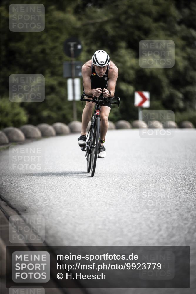 21.06.2026 - 29. Vierlanden-Triathlon H.Heesch http://msf.ph/oto/9923779 21.06.2026 13:32:59 Radfahren 1212 meine-sportfotos.de