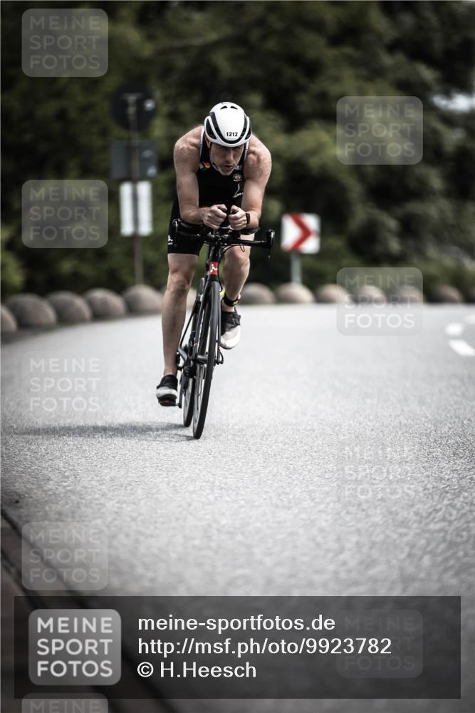 21.06.2026 - 29. Vierlanden-Triathlon H.Heesch http://msf.ph/oto/9923782 21.06.2026 13:33:00 Radfahren 1212 meine-sportfotos.de