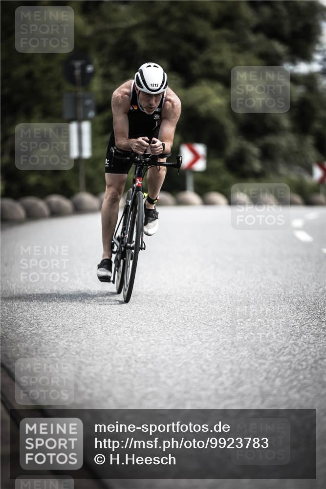 21.06.2026 - 29. Vierlanden-Triathlon H.Heesch http://msf.ph/oto/9923783 21.06.2026 13:33:00 Radfahren 11, 1212 meine-sportfotos.de