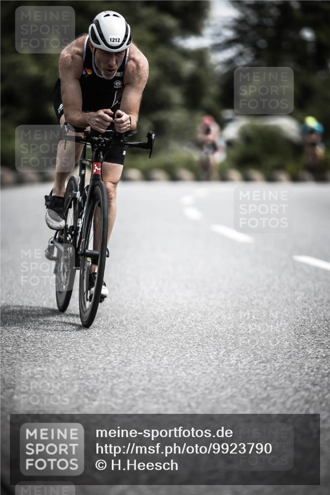 21.06.2026 - 29. Vierlanden-Triathlon H.Heesch http://msf.ph/oto/9923790 21.06.2026 13:33:00 Radfahren 1212, 387 meine-sportfotos.de