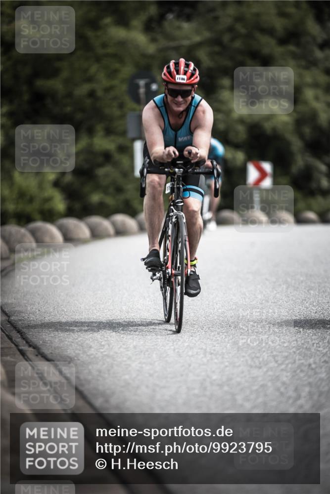 21.06.2026 - 29. Vierlanden-Triathlon H.Heesch http://msf.ph/oto/9923795 21.06.2026 13:33:05 Radfahren 1186 meine-sportfotos.de