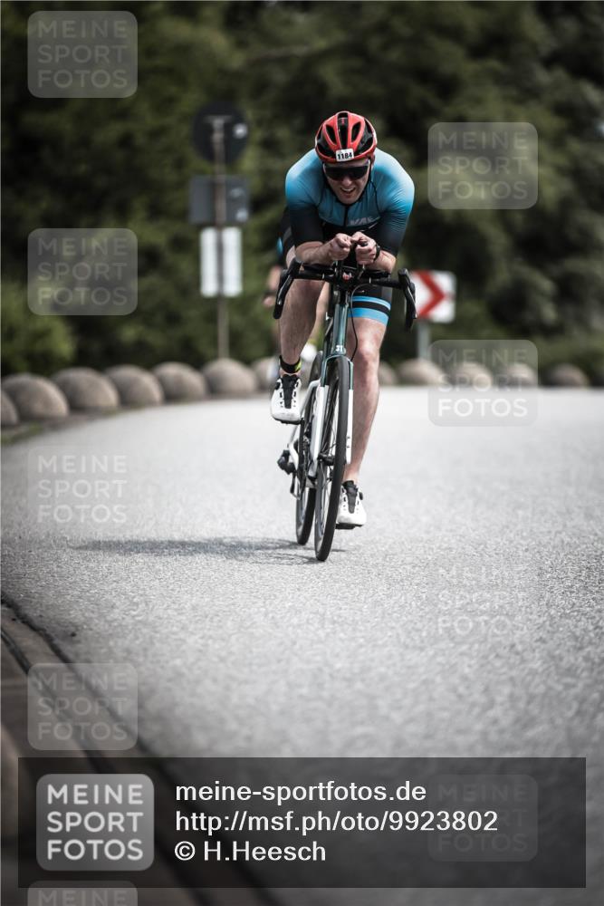 21.06.2026 - 29. Vierlanden-Triathlon H.Heesch http://msf.ph/oto/9923802 21.06.2026 13:33:07 Radfahren 31, 1184 meine-sportfotos.de