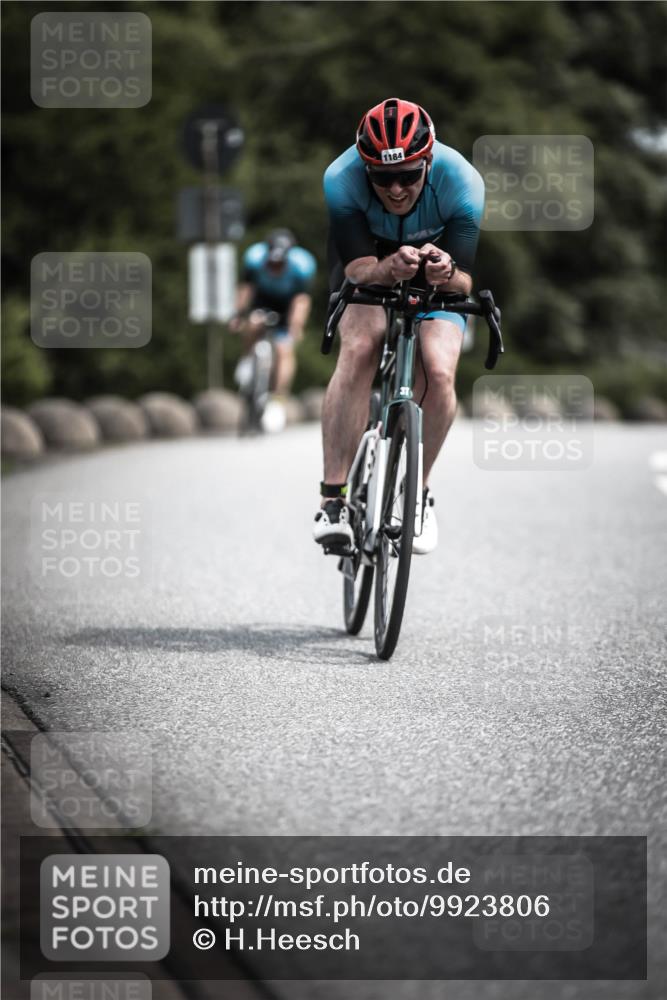 21.06.2026 - 29. Vierlanden-Triathlon H.Heesch http://msf.ph/oto/9923806 21.06.2026 13:33:08 Radfahren 1184 meine-sportfotos.de