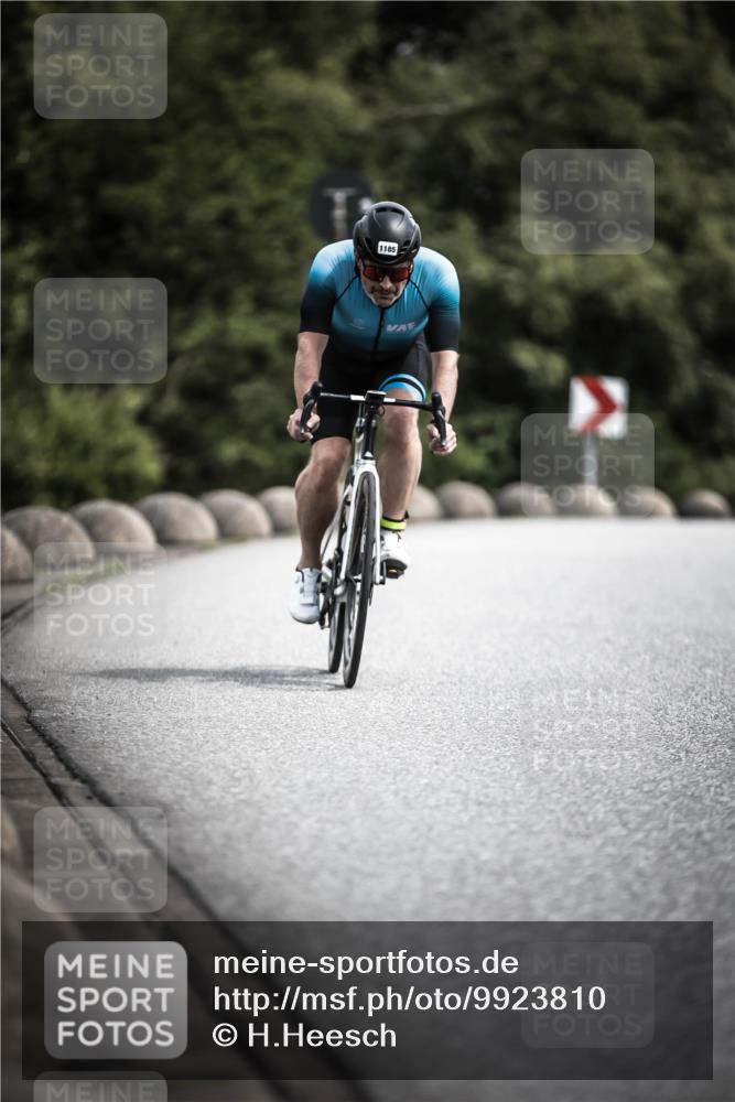 21.06.2026 - 29. Vierlanden-Triathlon H.Heesch http://msf.ph/oto/9923810 21.06.2026 13:33:10 Radfahren 1185 meine-sportfotos.de
