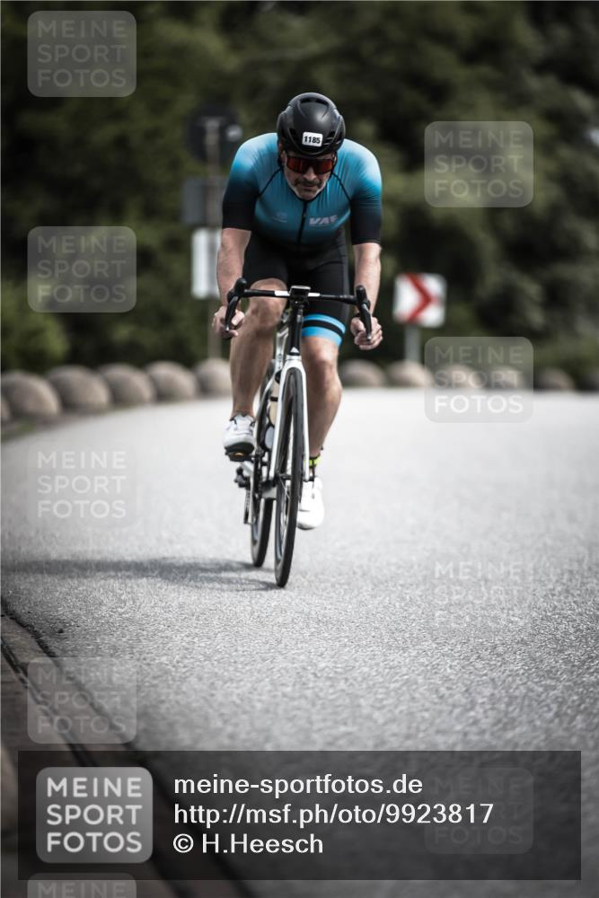 21.06.2026 - 29. Vierlanden-Triathlon H.Heesch http://msf.ph/oto/9923817 21.06.2026 13:33:10 Radfahren 1185 meine-sportfotos.de