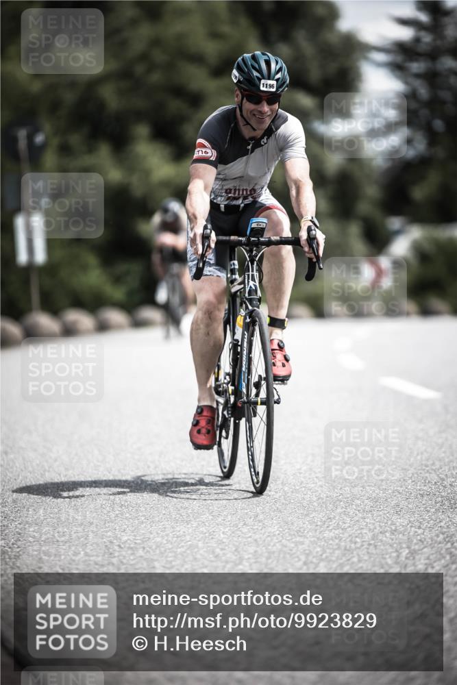 21.06.2026 - 29. Vierlanden-Triathlon H.Heesch http://msf.ph/oto/9923829 21.06.2026 13:33:26 Radfahren 11, 716, 1196 meine-sportfotos.de