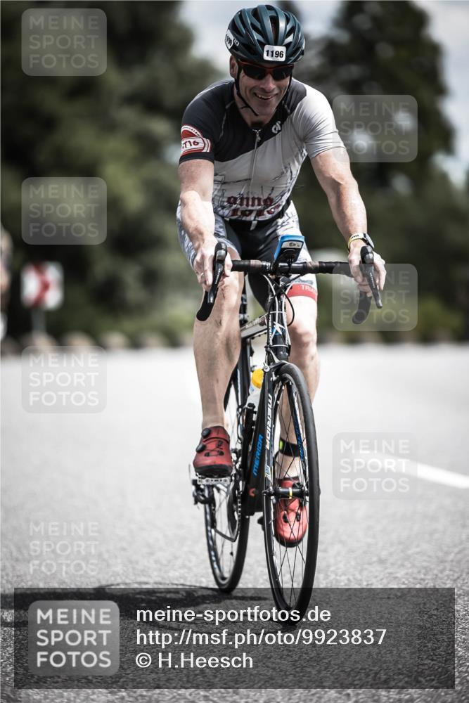 21.06.2026 - 29. Vierlanden-Triathlon H.Heesch http://msf.ph/oto/9923837 21.06.2026 13:33:26 Radfahren 16, 1196 meine-sportfotos.de