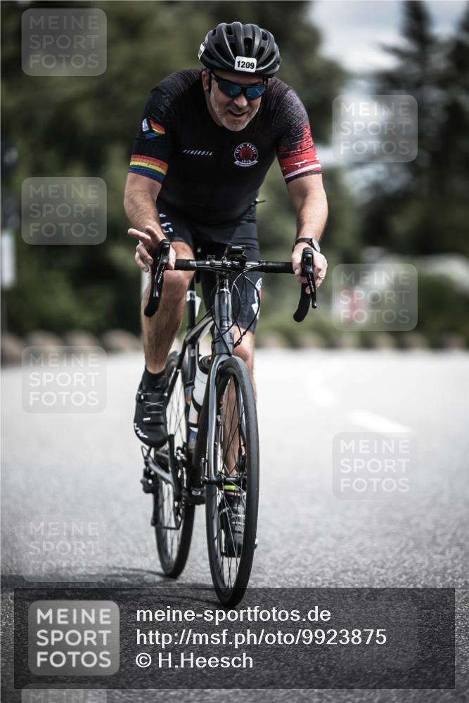 21.06.2026 - 29. Vierlanden-Triathlon H.Heesch http://msf.ph/oto/9923875 21.06.2026 13:33:35 Radfahren 1209, 1910 meine-sportfotos.de