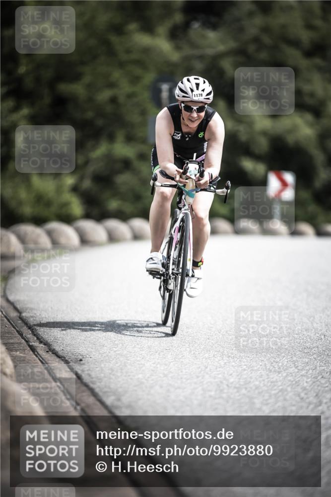 21.06.2026 - 29. Vierlanden-Triathlon H.Heesch http://msf.ph/oto/9923880 21.06.2026 13:33:46 Radfahren 1178 meine-sportfotos.de