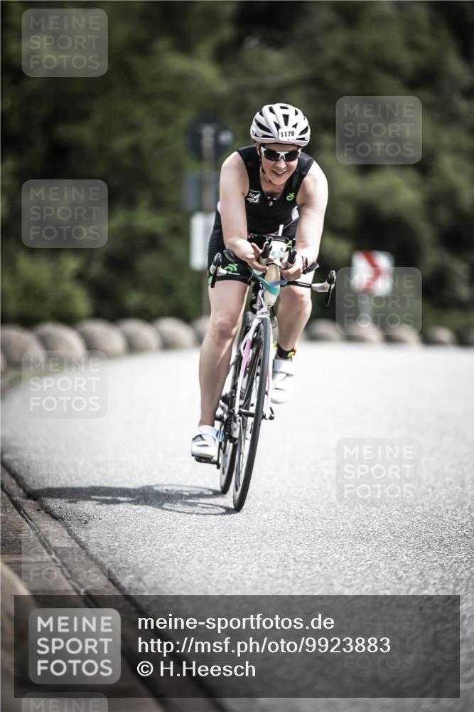 21.06.2026 - 29. Vierlanden-Triathlon H.Heesch http://msf.ph/oto/9923883 21.06.2026 13:33:46 Radfahren 1178 meine-sportfotos.de