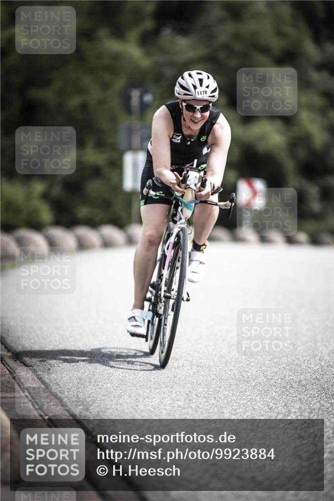 21.06.2026 - 29. Vierlanden-Triathlon H.Heesch http://msf.ph/oto/9923884 21.06.2026 13:33:46 Radfahren 1178 meine-sportfotos.de