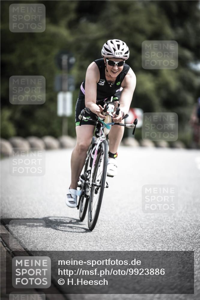 21.06.2026 - 29. Vierlanden-Triathlon H.Heesch http://msf.ph/oto/9923886 21.06.2026 13:33:46 Radfahren 1178 meine-sportfotos.de