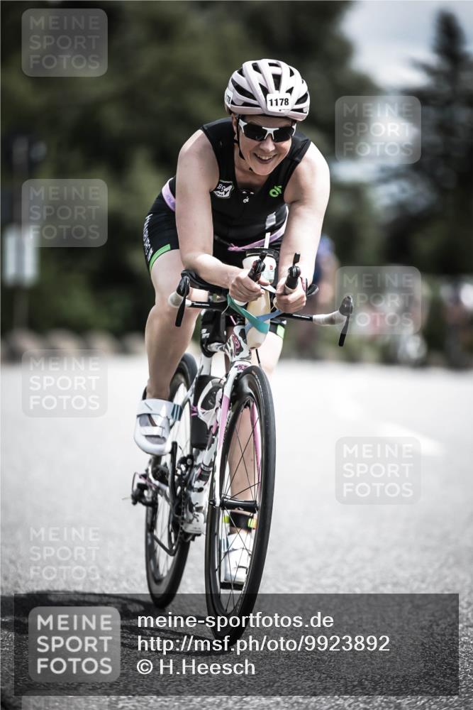 21.06.2026 - 29. Vierlanden-Triathlon H.Heesch http://msf.ph/oto/9923892 21.06.2026 13:33:46 Radfahren 1178 meine-sportfotos.de