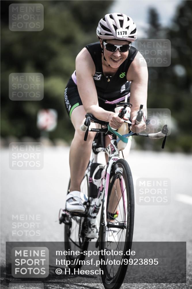 21.06.2026 - 29. Vierlanden-Triathlon H.Heesch http://msf.ph/oto/9923895 21.06.2026 13:33:47 Radfahren 1178 meine-sportfotos.de