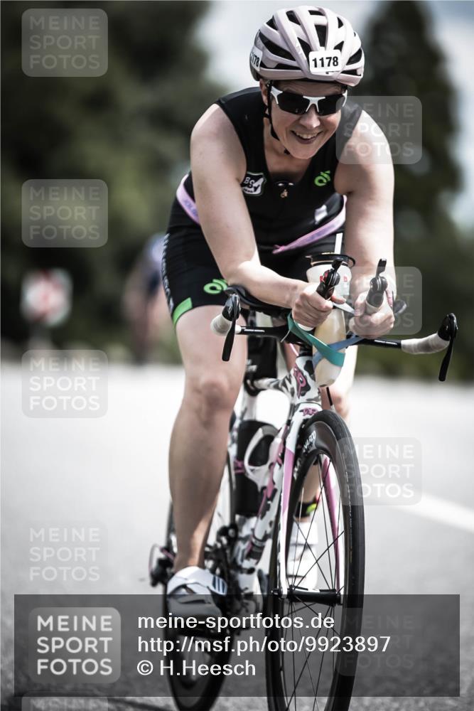 21.06.2026 - 29. Vierlanden-Triathlon H.Heesch http://msf.ph/oto/9923897 21.06.2026 13:33:47 Radfahren 1178 meine-sportfotos.de
