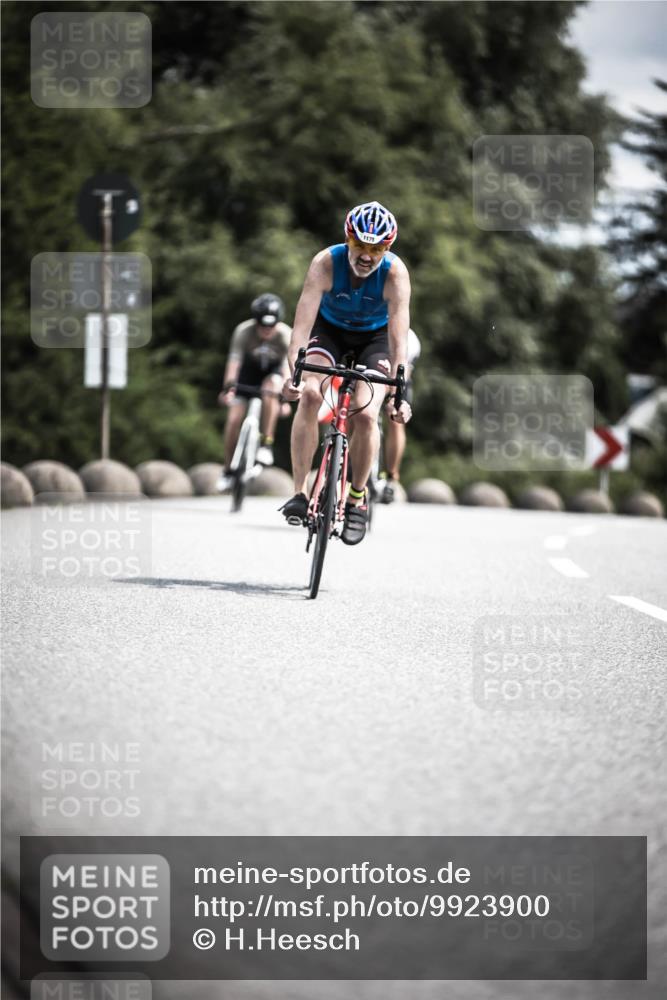21.06.2026 - 29. Vierlanden-Triathlon H.Heesch http://msf.ph/oto/9923900 21.06.2026 13:33:49 Radfahren 1175 meine-sportfotos.de