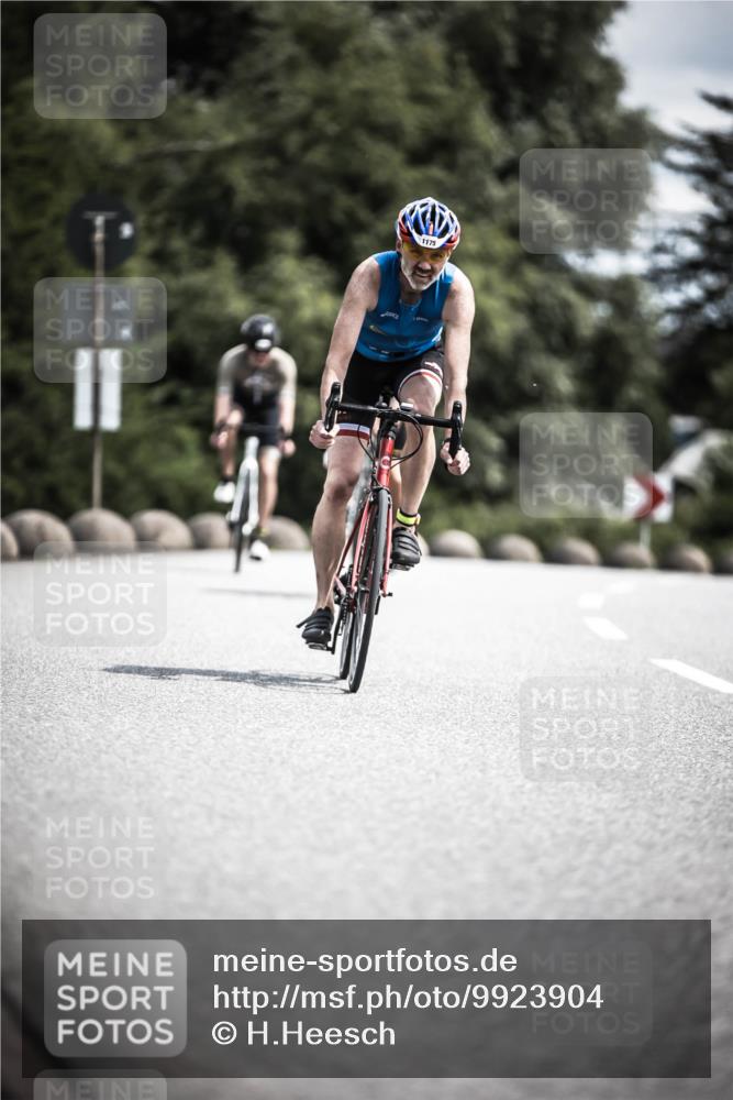 21.06.2026 - 29. Vierlanden-Triathlon H.Heesch http://msf.ph/oto/9923904 21.06.2026 13:33:50 Radfahren 1175 meine-sportfotos.de