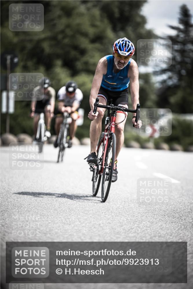 21.06.2026 - 29. Vierlanden-Triathlon H.Heesch http://msf.ph/oto/9923913 21.06.2026 13:33:50 Radfahren 1175 meine-sportfotos.de