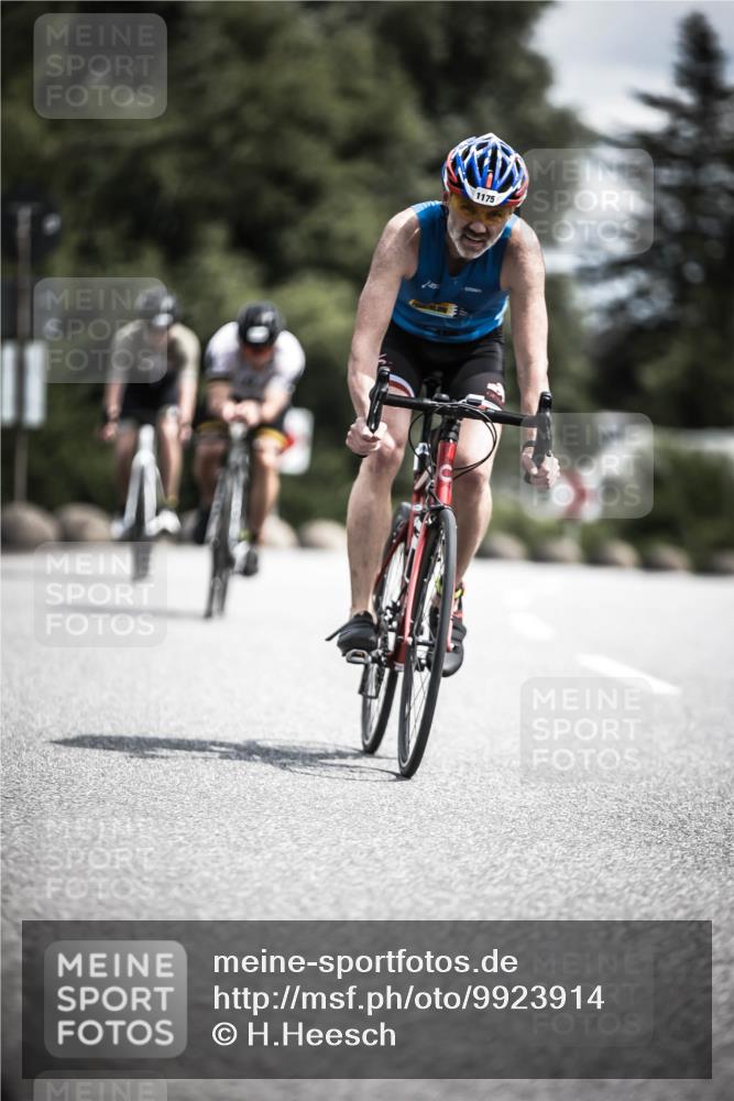 21.06.2026 - 29. Vierlanden-Triathlon H.Heesch http://msf.ph/oto/9923914 21.06.2026 13:33:50 Radfahren 1175 meine-sportfotos.de