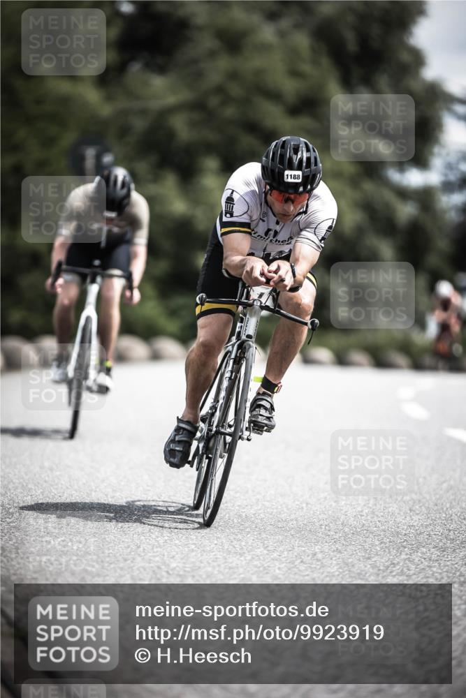 21.06.2026 - 29. Vierlanden-Triathlon H.Heesch http://msf.ph/oto/9923919 21.06.2026 13:33:51 Radfahren 1188 meine-sportfotos.de