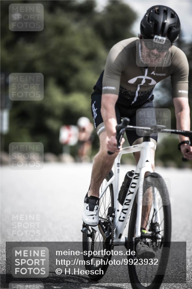 21.06.2026 - 29. Vierlanden-Triathlon H.Heesch http://msf.ph/oto/9923932 21.06.2026 13:33:53 Radfahren 1167 meine-sportfotos.de
