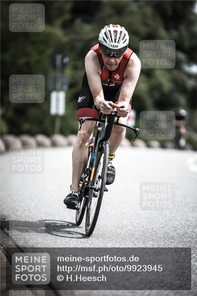 21.06.2026 - 29. Vierlanden-Triathlon H.Heesch http://msf.ph/oto/9923945 21.06.2026 13:33:57 Radfahren 1224 meine-sportfotos.de