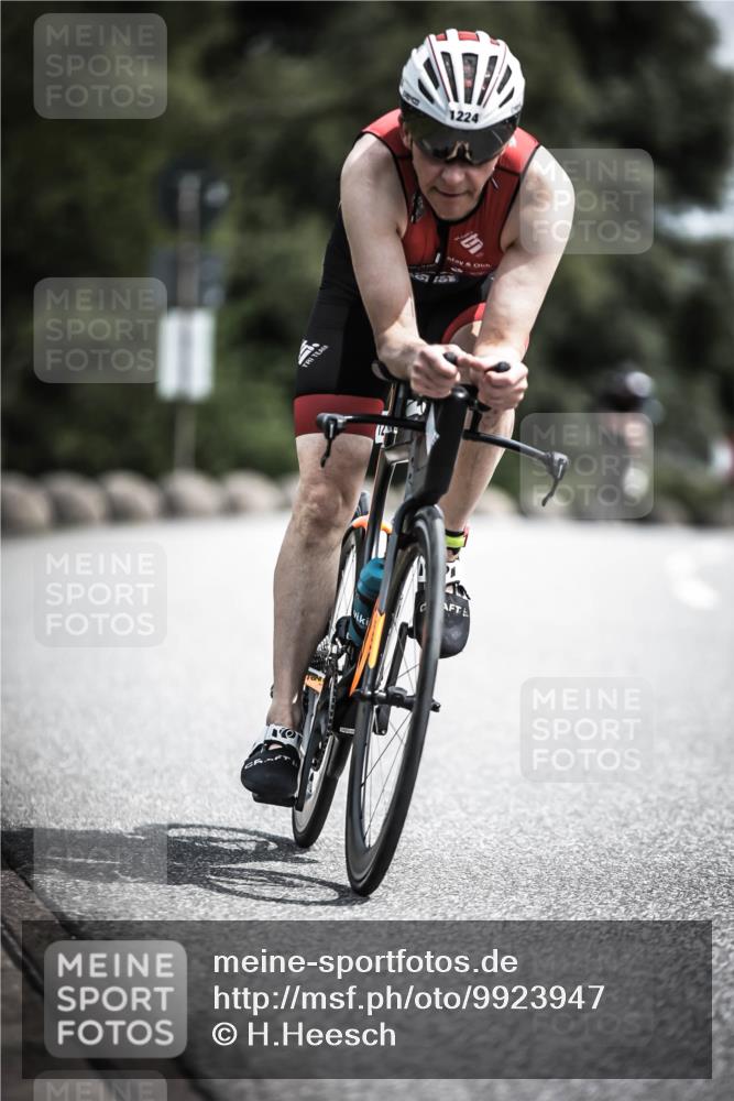 21.06.2026 - 29. Vierlanden-Triathlon H.Heesch http://msf.ph/oto/9923947 21.06.2026 13:33:57 Radfahren 1224 meine-sportfotos.de