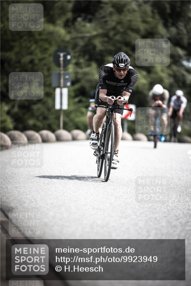 21.06.2026 - 29. Vierlanden-Triathlon H.Heesch http://msf.ph/oto/9923949 21.06.2026 13:34:01 Radfahren 1190 meine-sportfotos.de