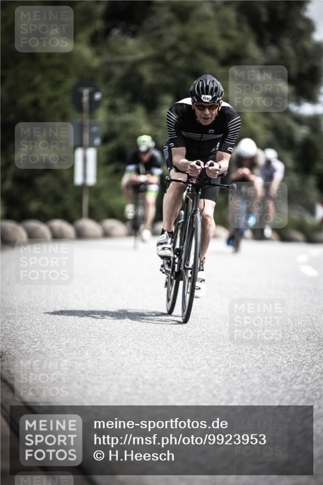 21.06.2026 - 29. Vierlanden-Triathlon H.Heesch http://msf.ph/oto/9923953 21.06.2026 13:34:01 Radfahren 11, 1190 meine-sportfotos.de