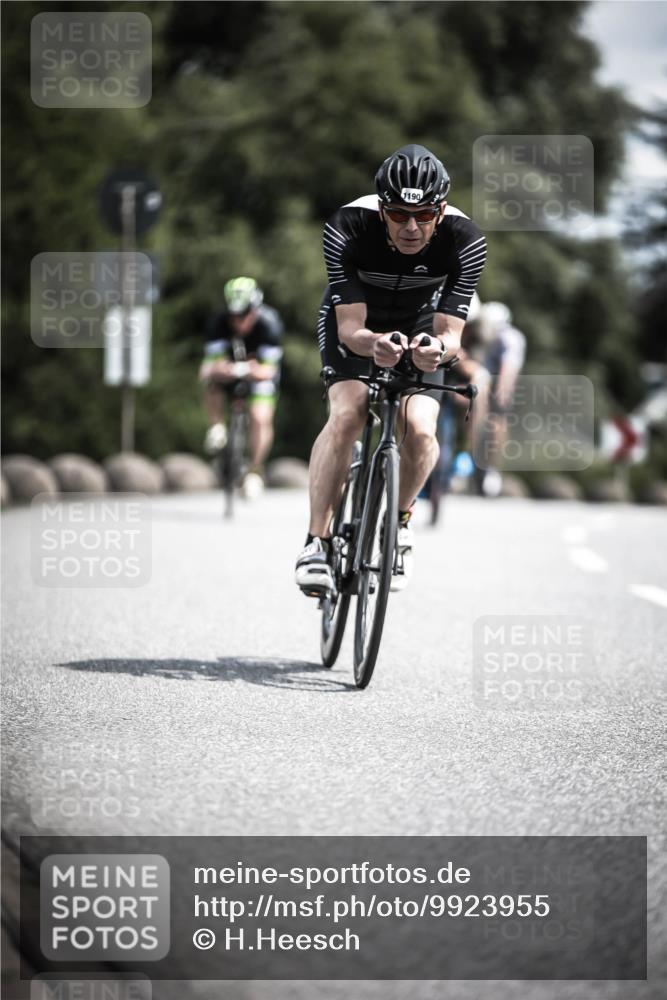 21.06.2026 - 29. Vierlanden-Triathlon H.Heesch http://msf.ph/oto/9923955 21.06.2026 13:34:01 Radfahren 1190 meine-sportfotos.de