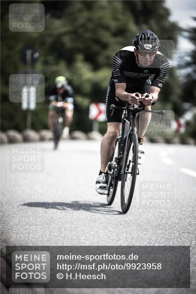 21.06.2026 - 29. Vierlanden-Triathlon H.Heesch http://msf.ph/oto/9923958 21.06.2026 13:34:02 Radfahren 1190 meine-sportfotos.de
