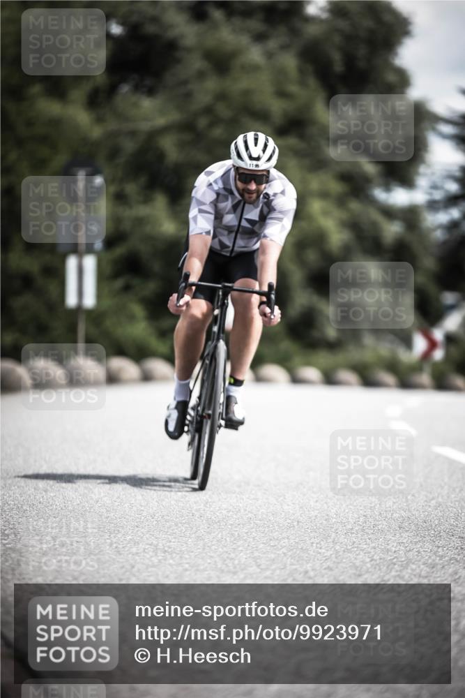 21.06.2026 - 29. Vierlanden-Triathlon H.Heesch http://msf.ph/oto/9923971 21.06.2026 13:34:05 Radfahren 1199 meine-sportfotos.de