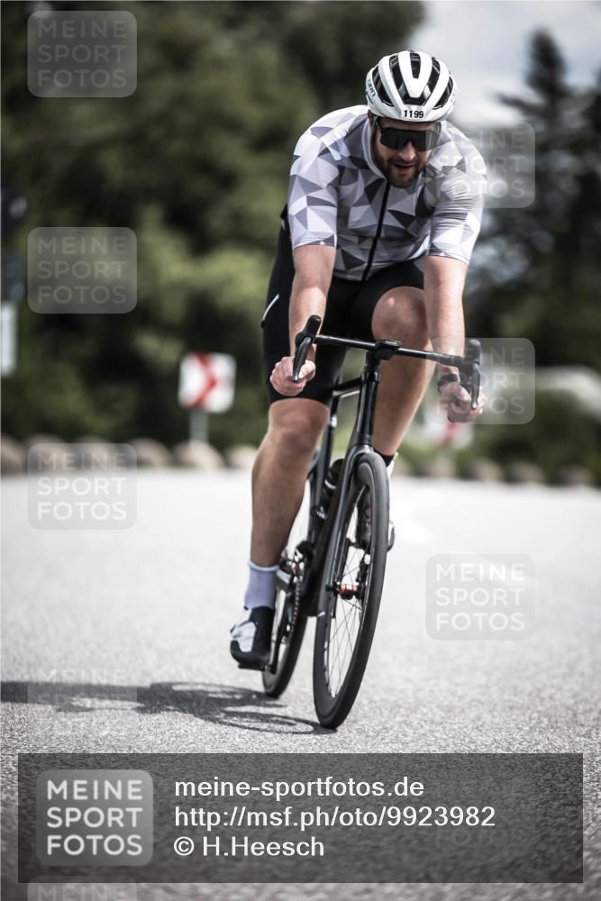 21.06.2026 - 29. Vierlanden-Triathlon H.Heesch http://msf.ph/oto/9923982 21.06.2026 13:34:05 Radfahren 1199 meine-sportfotos.de