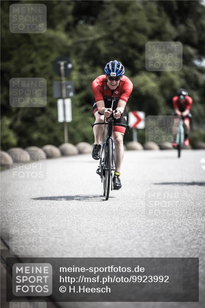 21.06.2026 - 29. Vierlanden-Triathlon H.Heesch http://msf.ph/oto/9923992 21.06.2026 13:34:20 Radfahren 1226 meine-sportfotos.de