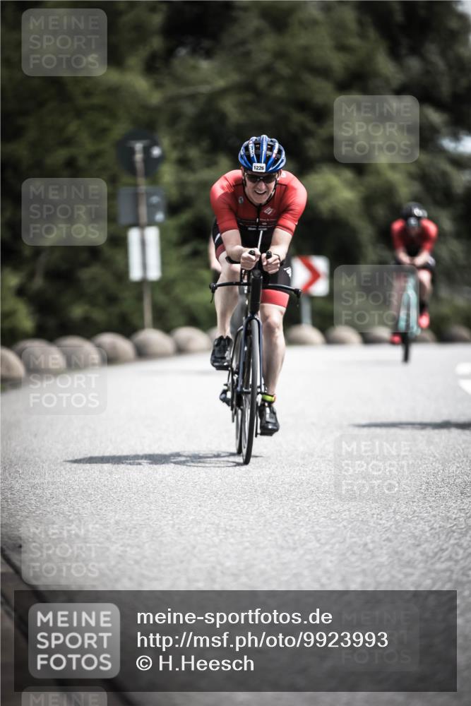 21.06.2026 - 29. Vierlanden-Triathlon H.Heesch http://msf.ph/oto/9923993 21.06.2026 13:34:20 Radfahren 1226 meine-sportfotos.de