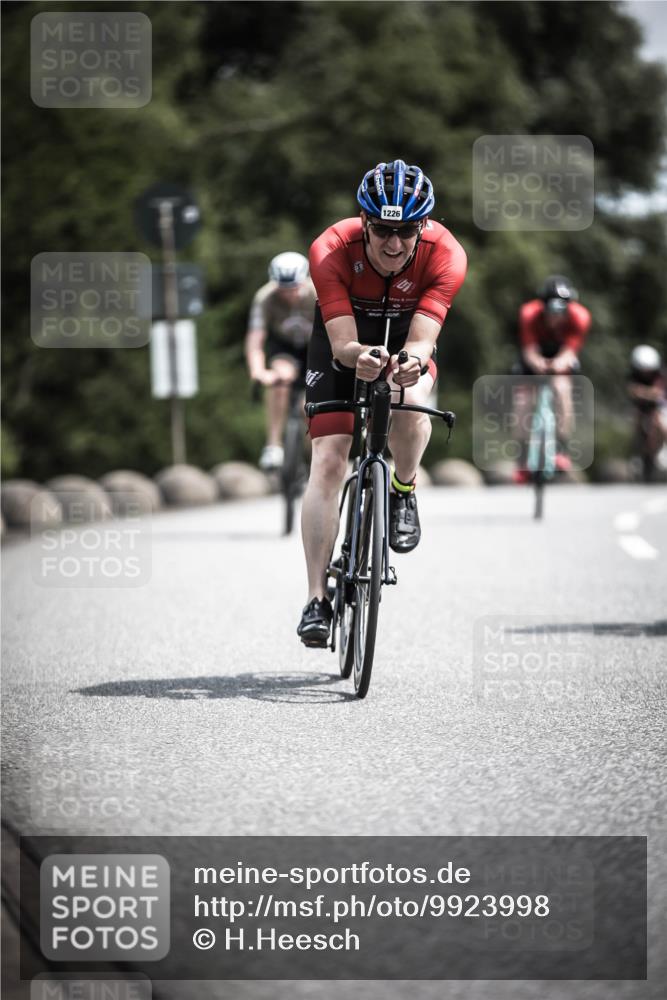 21.06.2026 - 29. Vierlanden-Triathlon H.Heesch http://msf.ph/oto/9923998 21.06.2026 13:34:20 Radfahren 11, 1226 meine-sportfotos.de