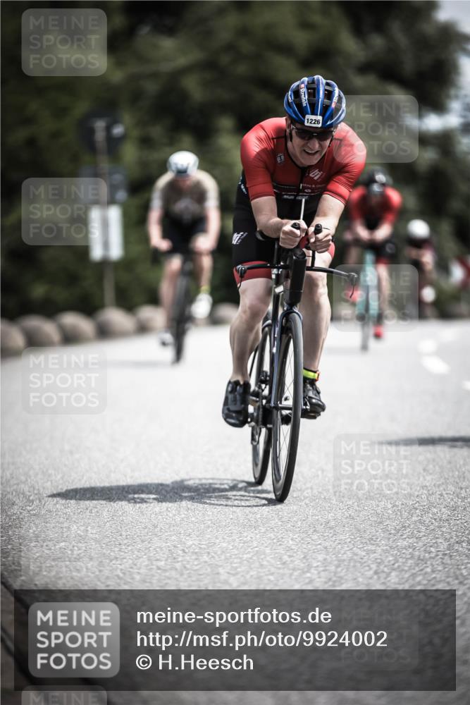 21.06.2026 - 29. Vierlanden-Triathlon H.Heesch http://msf.ph/oto/9924002 21.06.2026 13:34:20 Radfahren 1226 meine-sportfotos.de