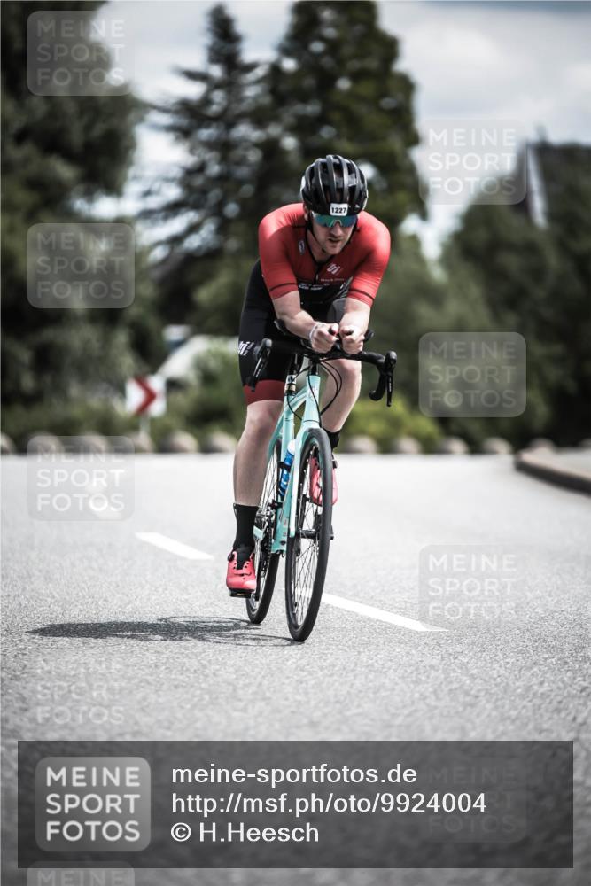 21.06.2026 - 29. Vierlanden-Triathlon H.Heesch http://msf.ph/oto/9924004 21.06.2026 13:34:22 Radfahren 1227 meine-sportfotos.de