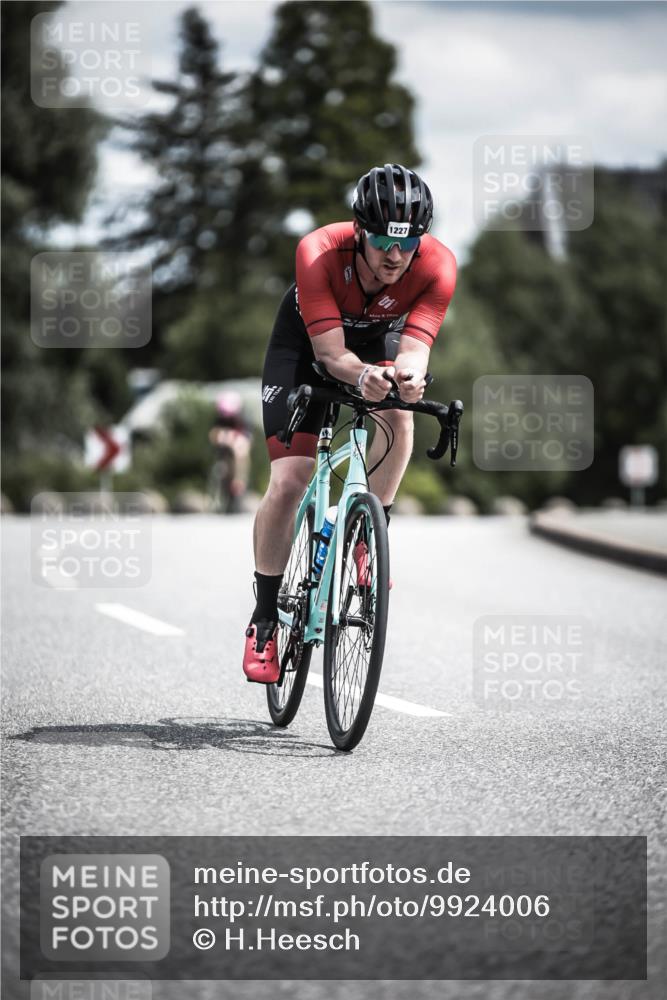 21.06.2026 - 29. Vierlanden-Triathlon H.Heesch http://msf.ph/oto/9924006 21.06.2026 13:34:22 Radfahren 1227 meine-sportfotos.de