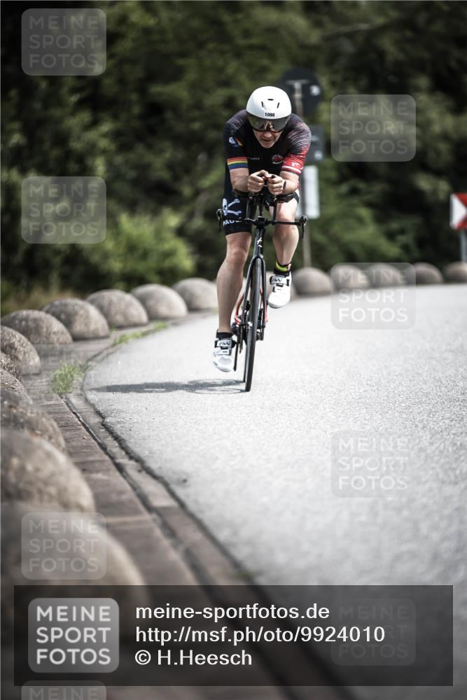 21.06.2026 - 29. Vierlanden-Triathlon H.Heesch http://msf.ph/oto/9924010 21.06.2026 13:34:24 Radfahren 1098 meine-sportfotos.de