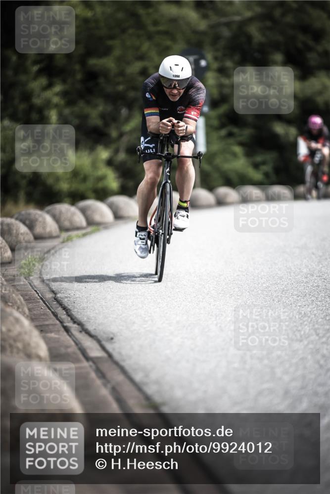 21.06.2026 - 29. Vierlanden-Triathlon H.Heesch http://msf.ph/oto/9924012 21.06.2026 13:34:24 Radfahren 1098 meine-sportfotos.de