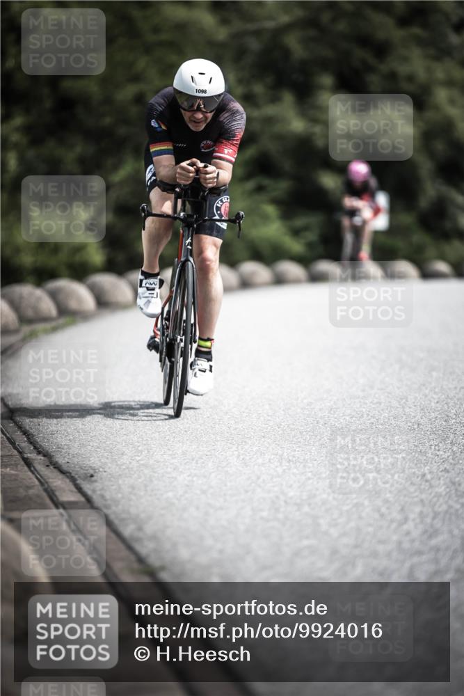 21.06.2026 - 29. Vierlanden-Triathlon H.Heesch http://msf.ph/oto/9924016 21.06.2026 13:34:25 Radfahren 1098 meine-sportfotos.de