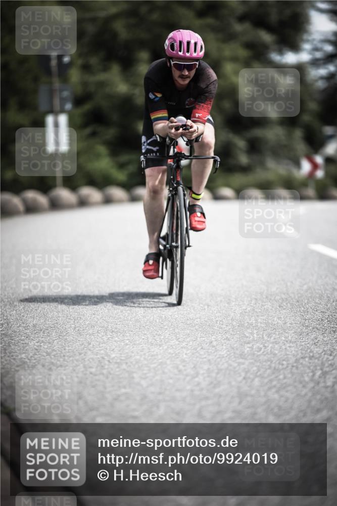 21.06.2026 - 29. Vierlanden-Triathlon H.Heesch http://msf.ph/oto/9924019 21.06.2026 13:34:28 Radfahren 11 meine-sportfotos.de