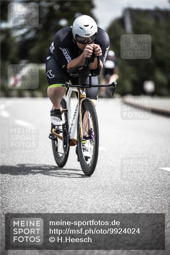 21.06.2026 - 29. Vierlanden-Triathlon H.Heesch http://msf.ph/oto/9924024 21.06.2026 13:34:40 Radfahren 1202 meine-sportfotos.de