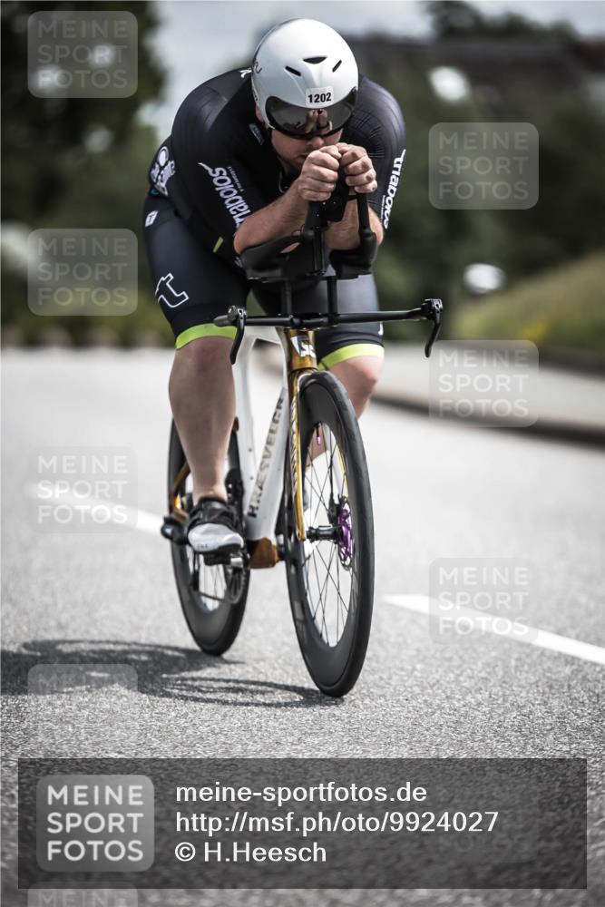 21.06.2026 - 29. Vierlanden-Triathlon H.Heesch http://msf.ph/oto/9924027 21.06.2026 13:34:40 Radfahren 1202 meine-sportfotos.de