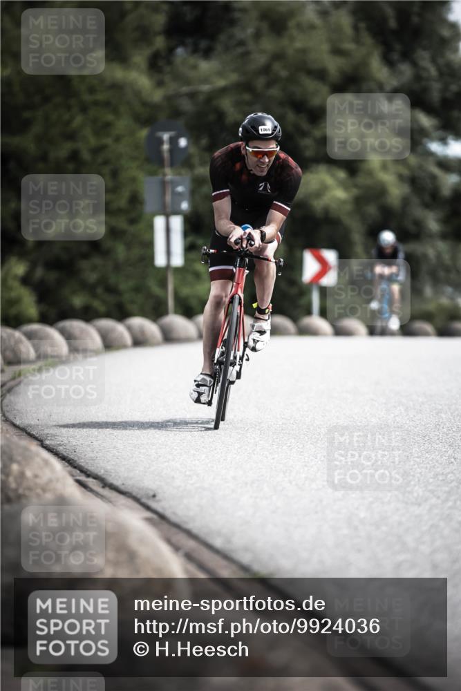 21.06.2026 - 29. Vierlanden-Triathlon H.Heesch http://msf.ph/oto/9924036 21.06.2026 13:05:44 Radfahren 11, 1069 meine-sportfotos.de