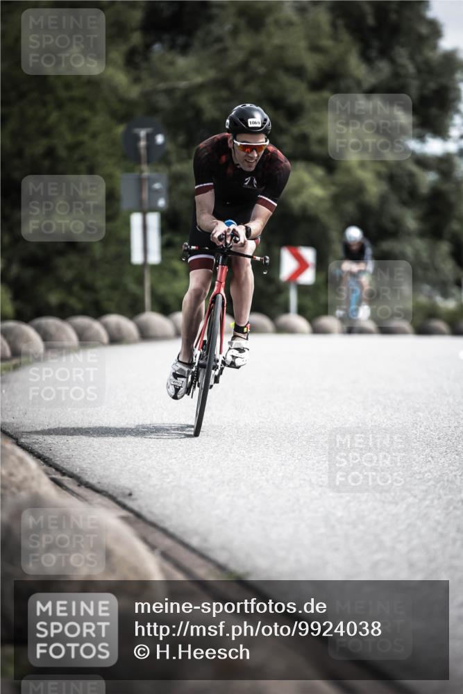 21.06.2026 - 29. Vierlanden-Triathlon H.Heesch http://msf.ph/oto/9924038 21.06.2026 13:05:44 Radfahren 1069 meine-sportfotos.de