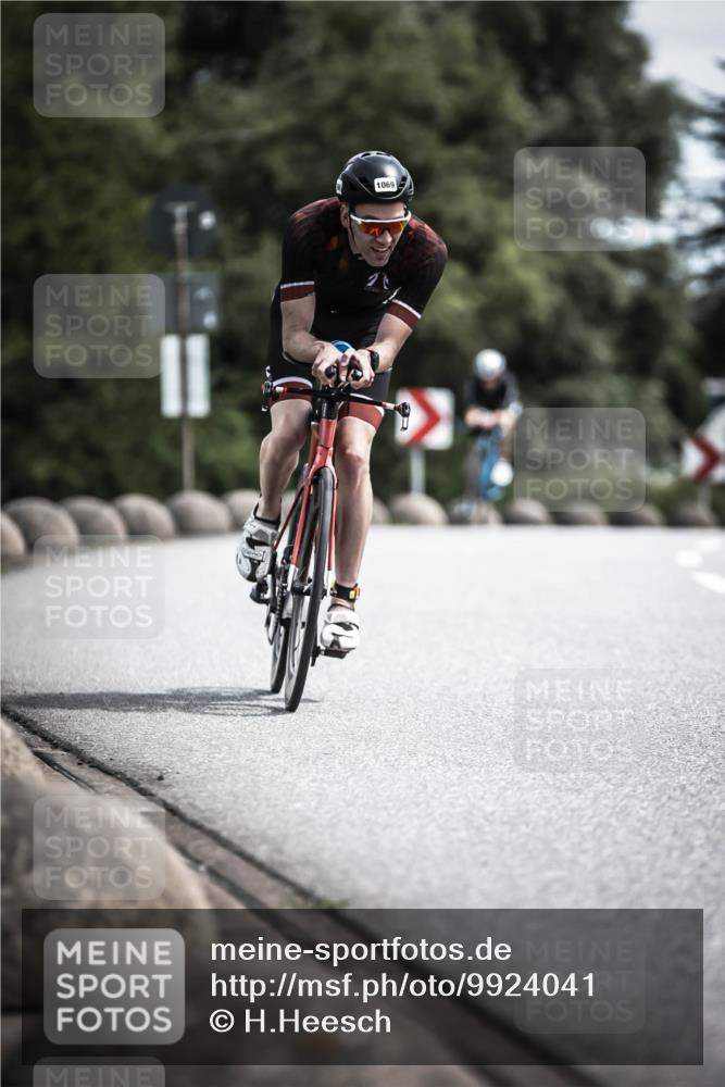 21.06.2026 - 29. Vierlanden-Triathlon H.Heesch http://msf.ph/oto/9924041 21.06.2026 13:05:44 Radfahren 1069 meine-sportfotos.de