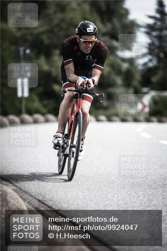 21.06.2026 - 29. Vierlanden-Triathlon H.Heesch http://msf.ph/oto/9924047 21.06.2026 13:05:44 Radfahren 1069 meine-sportfotos.de