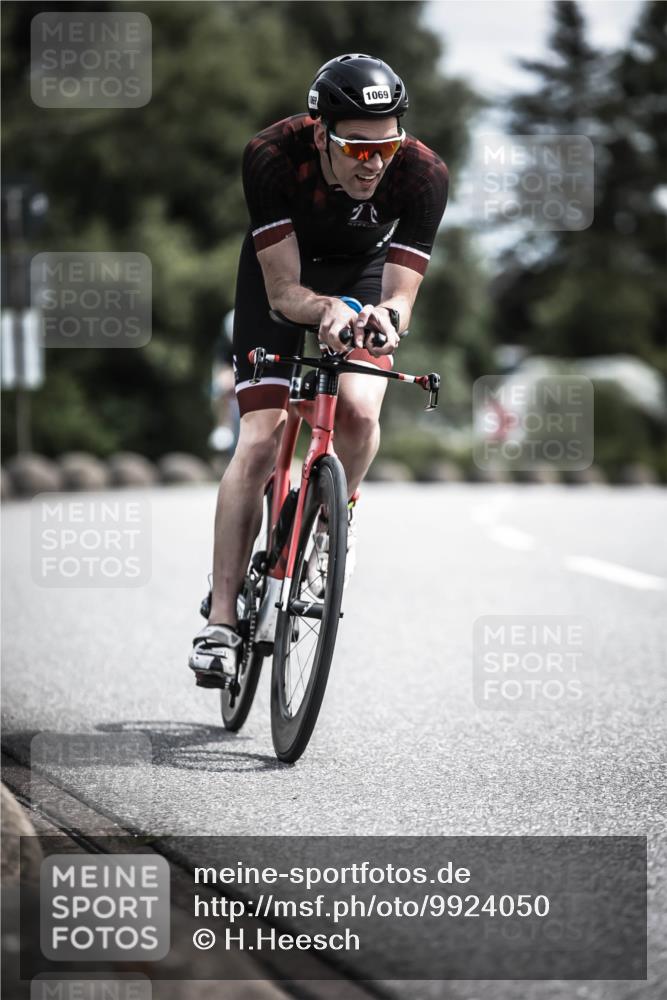 21.06.2026 - 29. Vierlanden-Triathlon H.Heesch http://msf.ph/oto/9924050 21.06.2026 13:05:45 Radfahren 7, 1069 meine-sportfotos.de